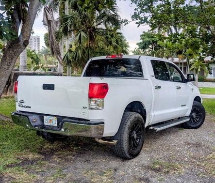 2011 Toyota Tundra Grade