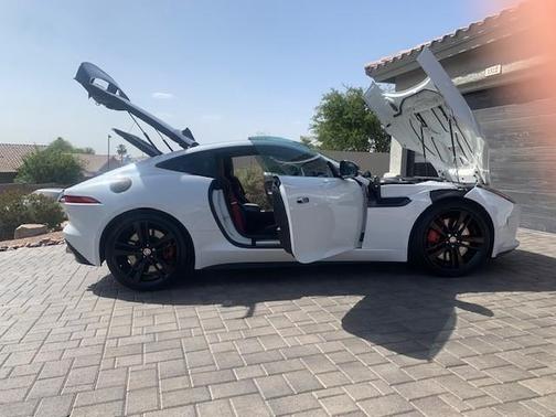 White 2015 Jaguar F-TYPE R