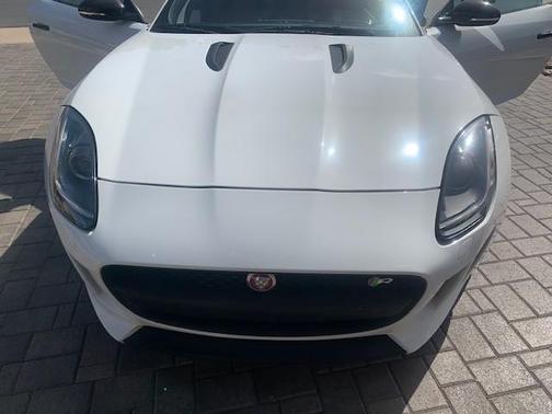 White 2015 Jaguar F-TYPE R