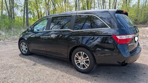 Black 2013 Honda Odyssey EX-L