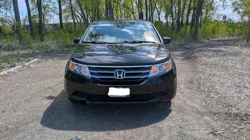 Black 2013 Honda Odyssey EX-L