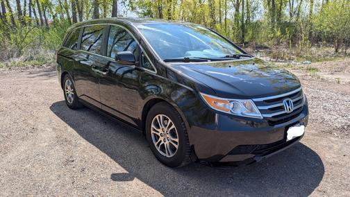 Black 2013 Honda Odyssey EX-L