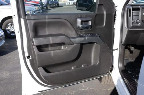 White 2018 Chevrolet Silverado 1500 1LT