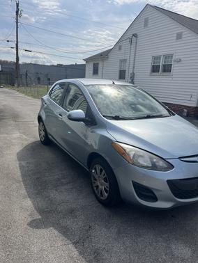 2013 Mazda Mazda2 Sport