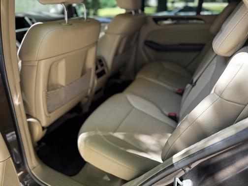 Brown 2014 Mercedes-Benz M-Class ML 350