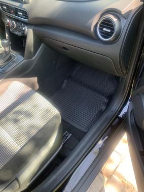 Black 2021 Hyundai KONA SE