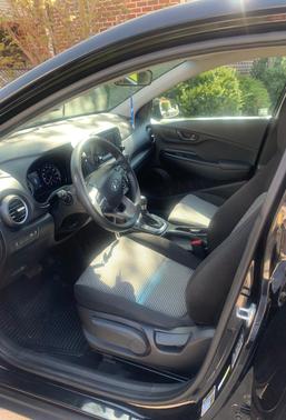 Black 2021 Hyundai KONA SE
