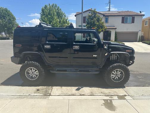 2004 Hummer H2 Base