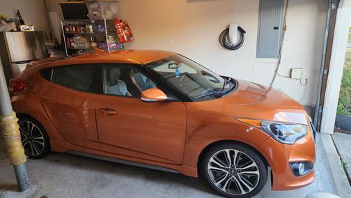 2016 Hyundai Veloster Turbo
