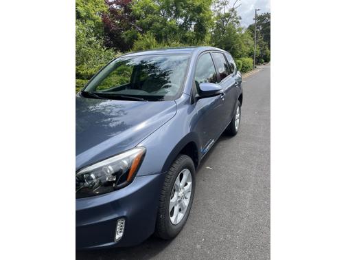 2012 Toyota RAV4 EV Base