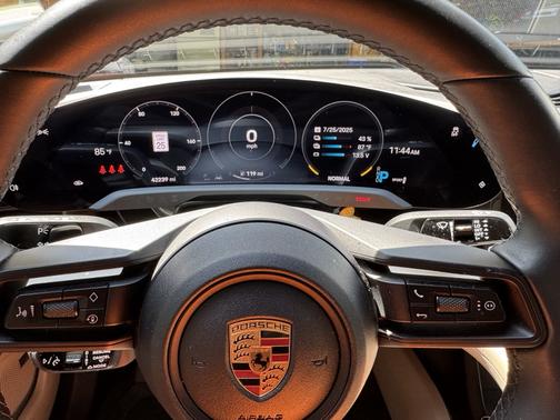 2022 Porsche Taycan Taycan