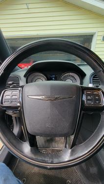 2014 Chrysler 300C John Varvatos Luxury