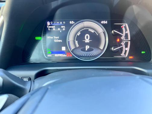 2020 Lexus ES 300h Luxury