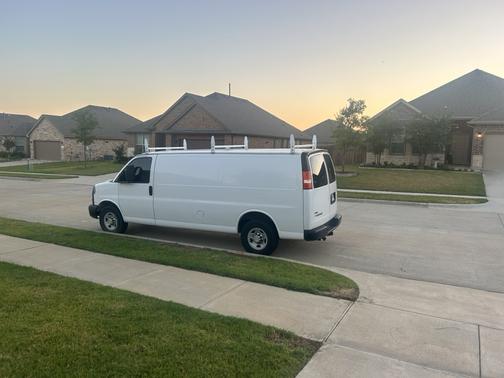 White 2011 Chevrolet Express 2500 Work Van