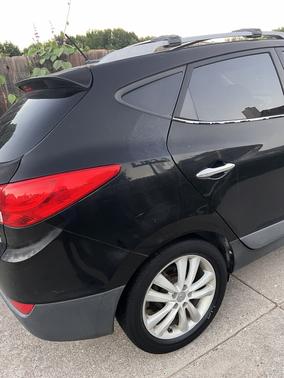 Black 2013 Hyundai TUCSON Limited