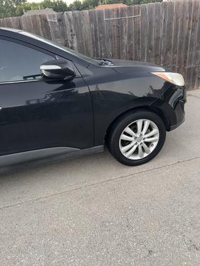 Black 2013 Hyundai TUCSON Limited