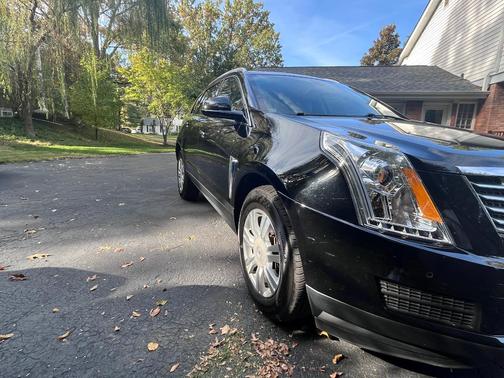 Black 2013 Cadillac SRX Luxury Collection