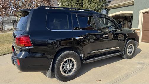 2009 Lexus LX 570 Base