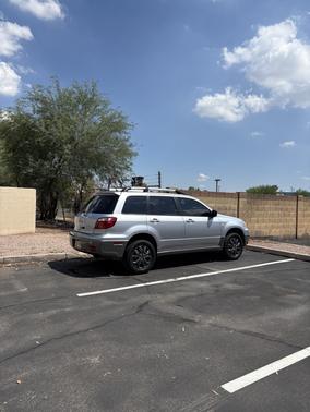 2005 Mitsubishi Outlander LS
