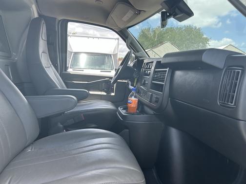 2021 Chevrolet Express 2500 Work Van