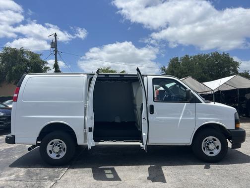 2021 Chevrolet Express 2500 Work Van