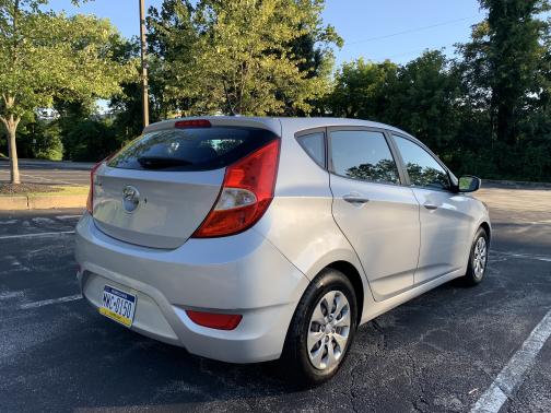 2016 Hyundai Accent SE