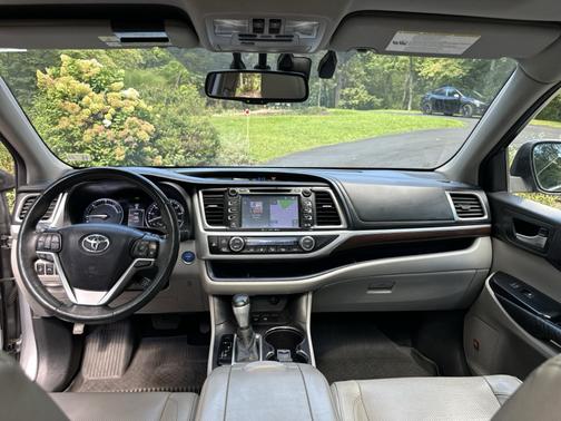 2016 Toyota Highlander Hybrid Limited