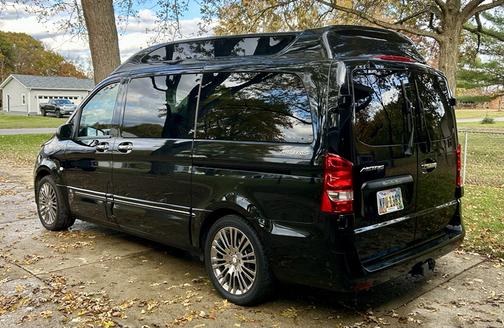 2018 Mercedes-Benz Metris Base