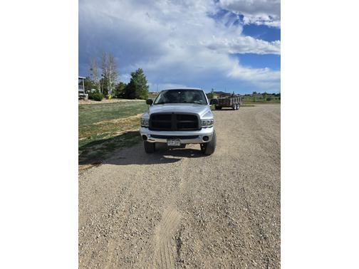 Silver 2005 Dodge Ram 1500 SLT Quad Cab