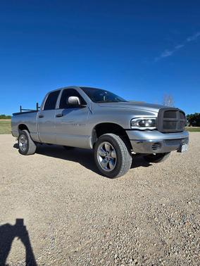 Silver 2005 Dodge Ram 1500 SLT Quad Cab