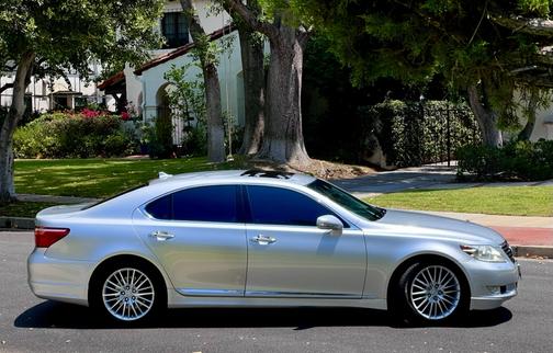 2010 Lexus LS 460 Base