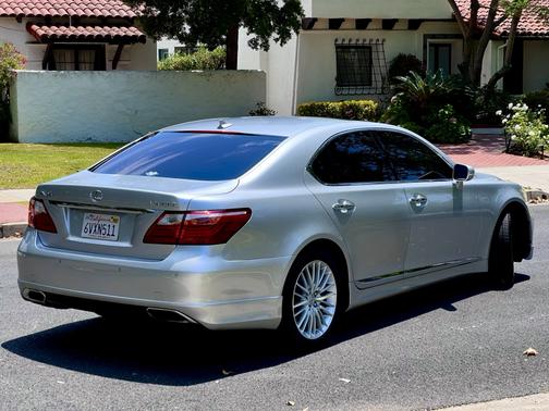 2010 Lexus LS 460 Base