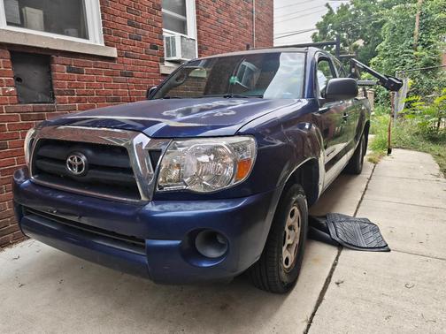 Blue 2007 Toyota Tacoma Access Cab