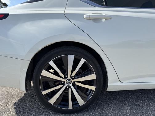 2020 Nissan Altima 2.0 SR