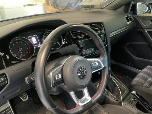 2019 Volkswagen Golf GTI 2.0T Rabbit Edition 4-Door