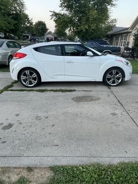 2014 Hyundai Veloster Base