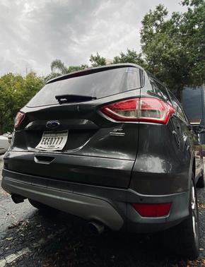 Gray 2015 Ford Escape SE