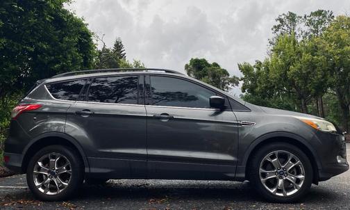 Gray 2015 Ford Escape SE