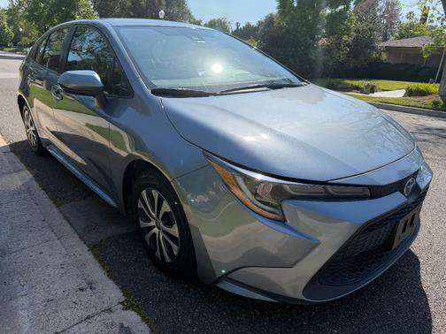 2022 Toyota Corolla Hybrid LE