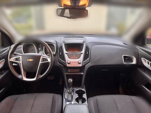 Red 2016 Chevrolet Equinox LT