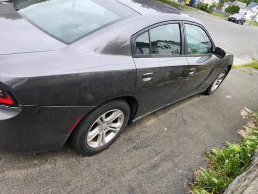 2016 Dodge Charger SE