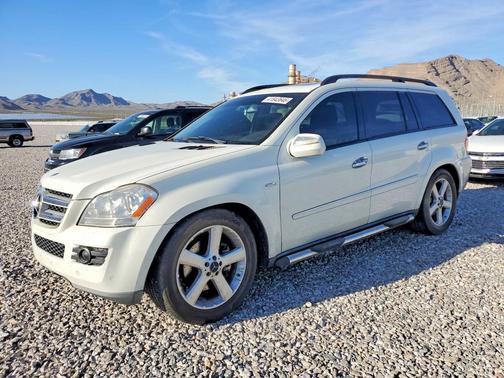 White 2009 Mercedes-Benz GL-Class GL320 BlueTec 4MATIC