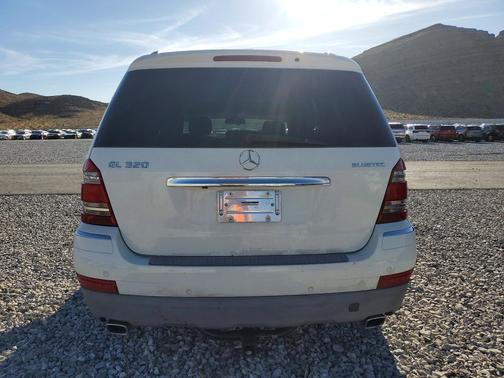 White 2009 Mercedes-Benz GL-Class GL320 BlueTec 4MATIC