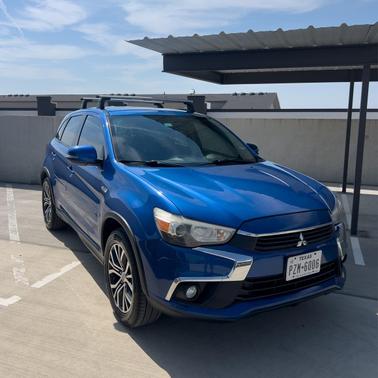 Blue 2017 Mitsubishi Outlander Sport 2.4 SE