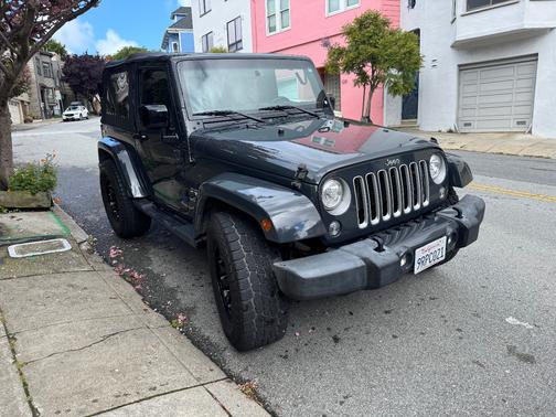 Gray 2017 Jeep Wrangler Sahara