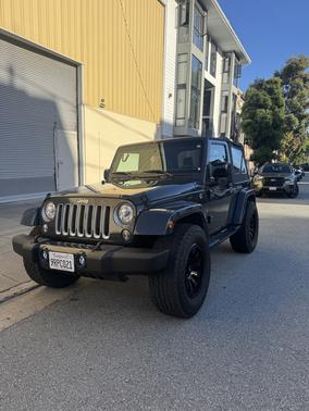 Gray 2017 Jeep Wrangler Sahara