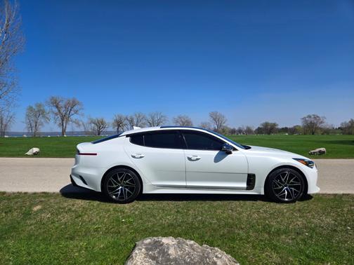 White 2022 Kia Stinger GT-Line