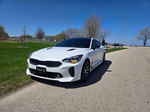White 2022 Kia Stinger GT-Line