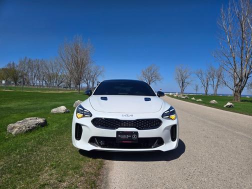 White 2022 Kia Stinger GT-Line