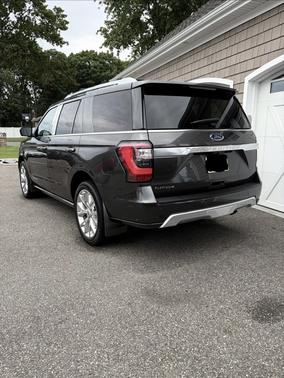 Gray 2019 Ford Expedition Platinum